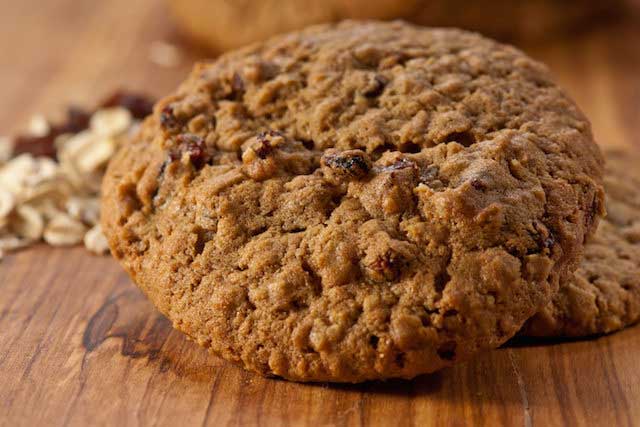 Barley Raisin Cookie